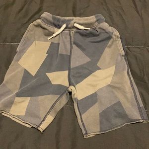 Gap block shorts for boys